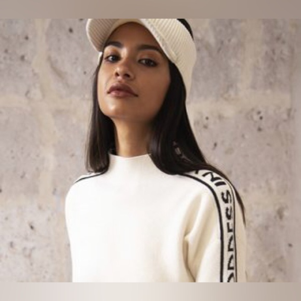 HERA CONCEPT GODDESS IN YOU SWEATER - PURPLE S